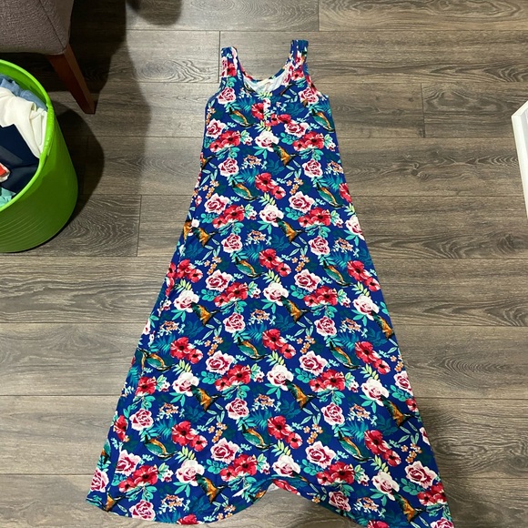 Cute Brazilian dress - Picture 1 of 1